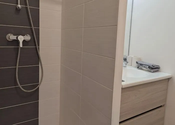 Susan Brownell Machine De L'ile - 3ch - Balcon